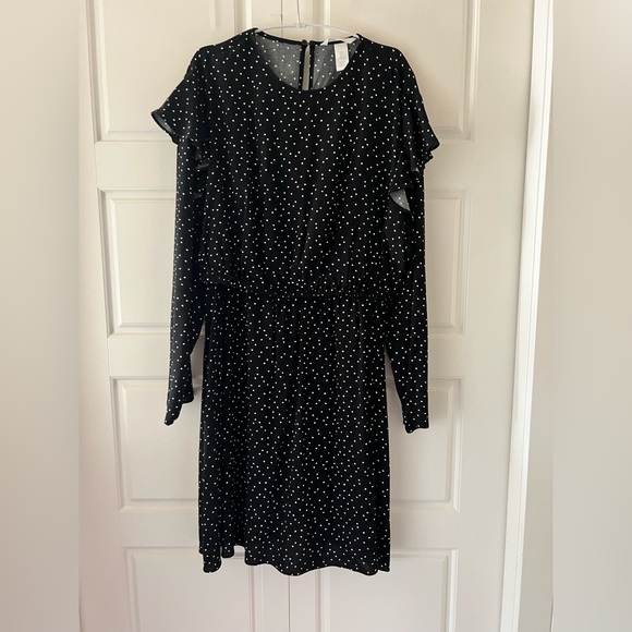 H&M MAMA Flounced Trim Nursing Long Sleeve Dress - EUC - Picture 4 of 7